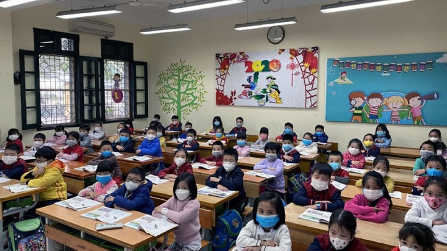 Hà Nội, TP HCM đề xuất cho học sinh tạm dừng đến trường để phòng, chống dịch Covid-19